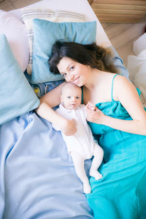 How to Set Boundaries Between Work and Family for a Healthier Life