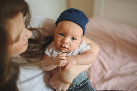 How to Deal with Swelling, Back Pain, and Other Third Trimester Discomforts