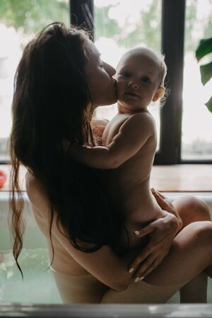 Dating as a Single Parent: When and How to Introduce Your Child to Someone New