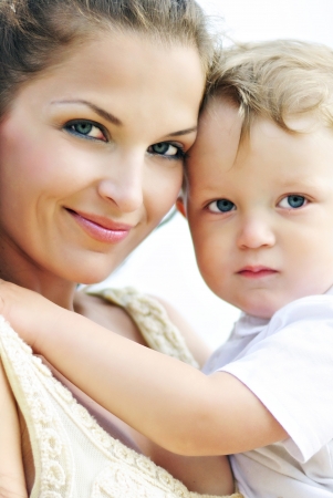 How to Increase Your Milk Supply Naturally: Products That Can Help