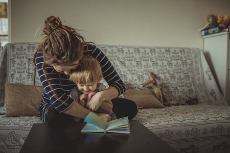 How to Transition from Reading to Speaking: Encouraging Your Baby’s First Words