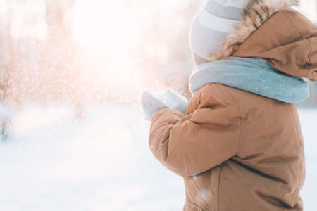 Wearing Your Baby in Different Seasons: Best Carriers for Hot and Cold Weather