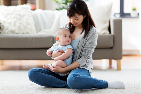 How to Build the Perfect Breastfeeding Station at Home