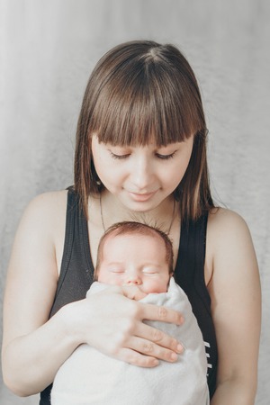 Newborn Feeding Myths Debunked: Separating Fact from Fiction